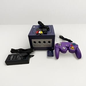 Nintendo Gamecube Purple Console Purple Controller AC AV Bundle NTSC-U/C A